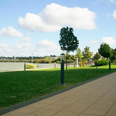 Tóparti Wellness Apartman Delux Velence